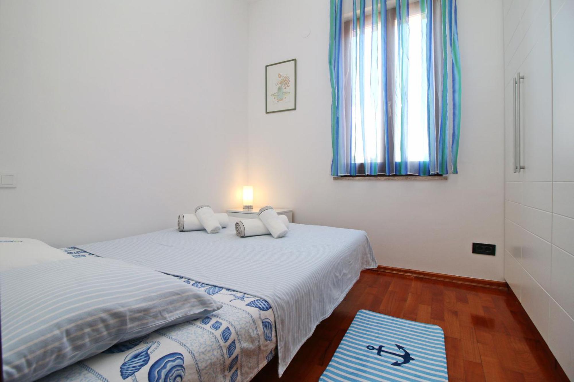 Polo Apartments 罗维尼 外观 照片