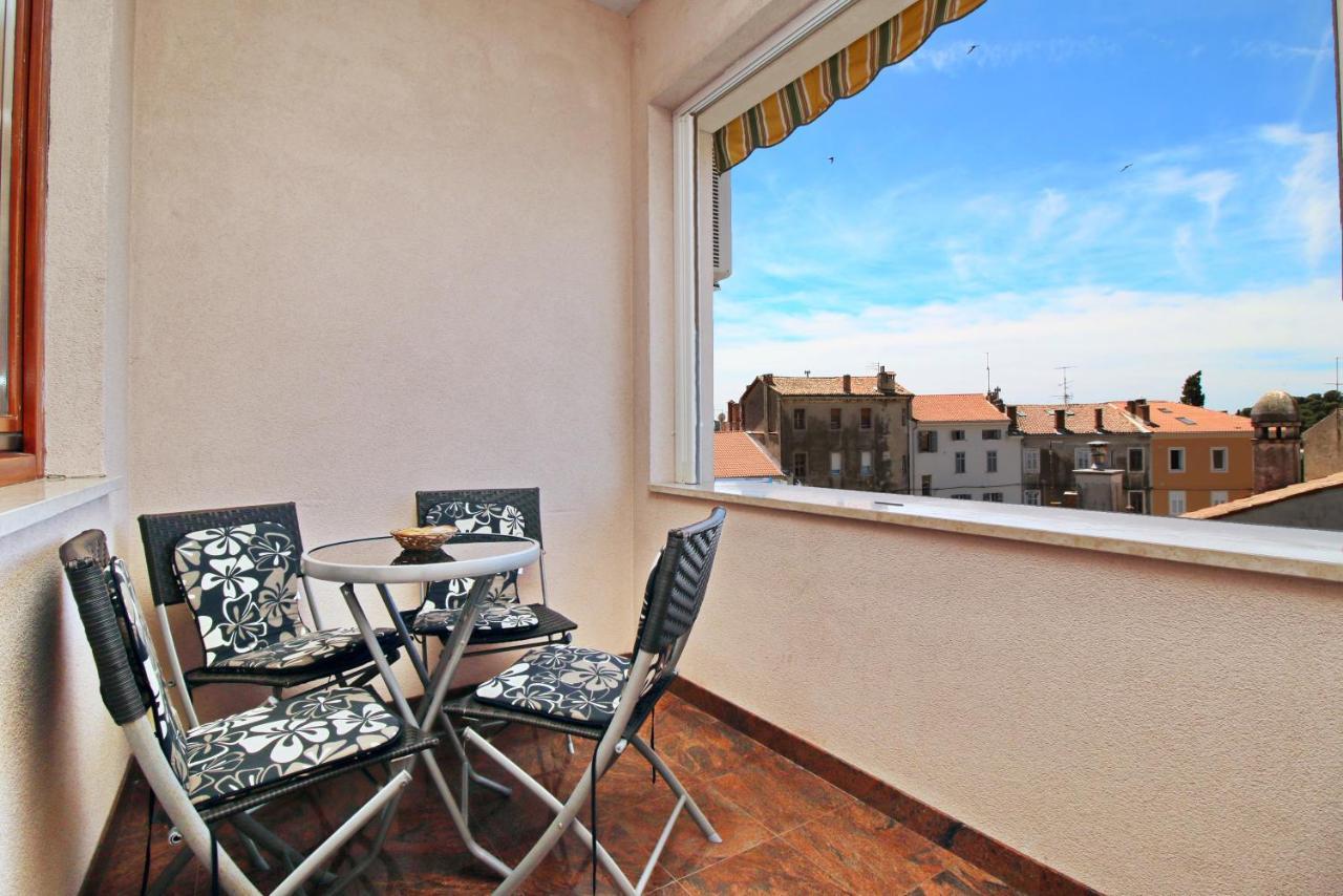 Polo Apartments 罗维尼 外观 照片